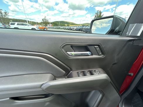 New 2026 Chevrolet Colorado LT w/ LT Convenience Package AWD/4WD image 22