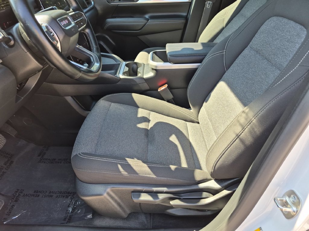 Used 2026 GMC Terrain Elevation AWD/4WD image 23