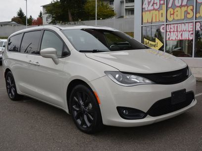 Used 2019 Chrysler Pacifica Touring Plus w/ S Appearance Package