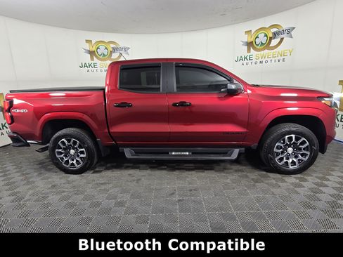 Used 2024 Chevrolet Colorado LT w/ LT Convenience Package III AWD/4WD image 11