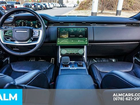 Used 2023 Land Rover Range Rover SE image 25