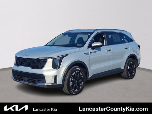 Used 2026 Kia Sorento S AWD/4WD image 1