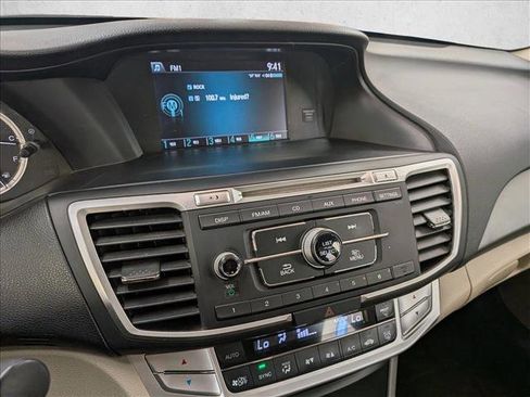 Used 2014 Honda Accord LX image 12