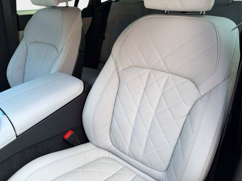 Used 2026 BMW X6 M60i image 35