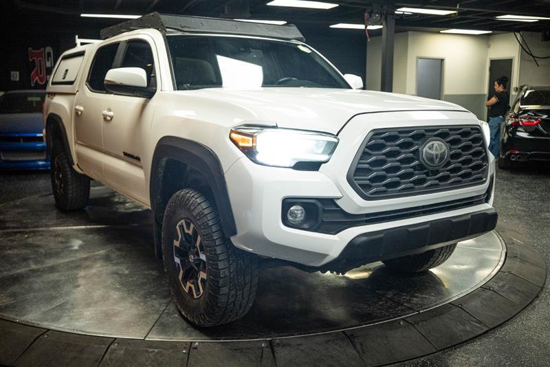 Used 2021 Toyota Tacoma TRD Off-Road w/ Technology Package AWD/4WD image 5