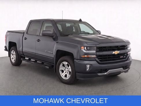 Used 2017 Chevrolet Silverado 1500 LT w/ All Star Edition AWD/4WD image 2