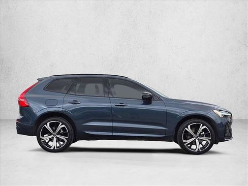 Used 2025 Volvo XC60 B5 Ultra w/ Protection Package Premier AWD/4WD image 4