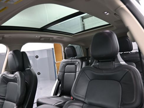 Used 2021 Lincoln Aviator Grand Touring w/ Equipment Group 302A image 27