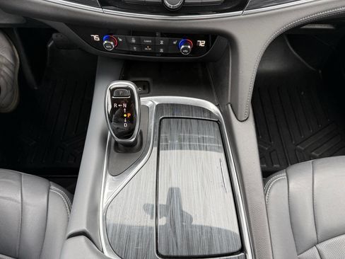 Used 2019 Buick Enclave Essence image 22