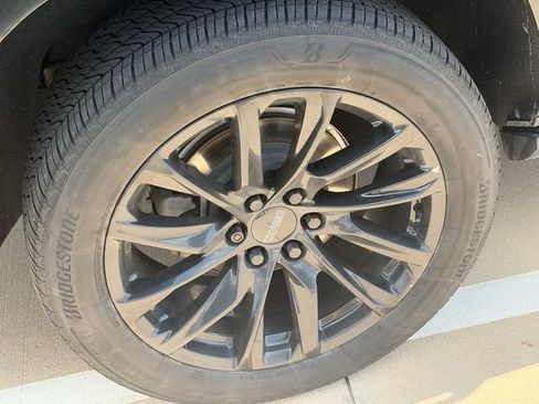 Used 2022 GMC Yukon XL Denali RWD image 11