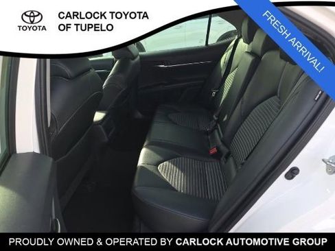 Used 2020 Toyota Camry SE image 8