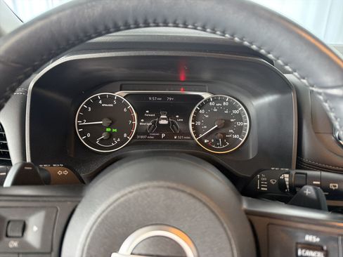 Used 2024 Nissan Rogue SV w/ SV Premium Package FWD image 7