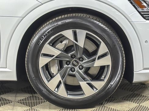 Used 2023 Audi e-tron Premium w/ Convenience Plus Package AWD/4WD image 26