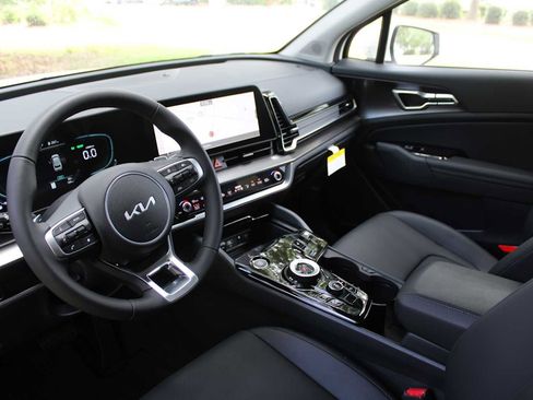 New 2025 Kia Sportage EX image 20