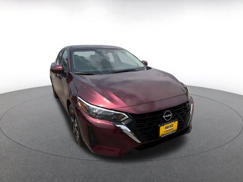 Used 2025 Nissan Sentra SV FWD image 2
