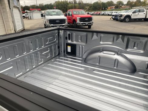 New 2025 Ford F150 XLT w/ Equipment Group 301A Standard image 22