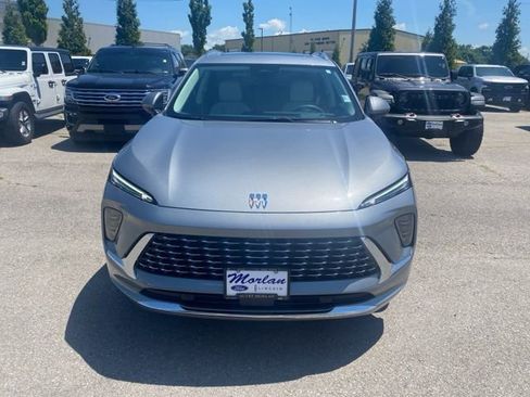 Used 2025 Buick Envision Avenir image 9