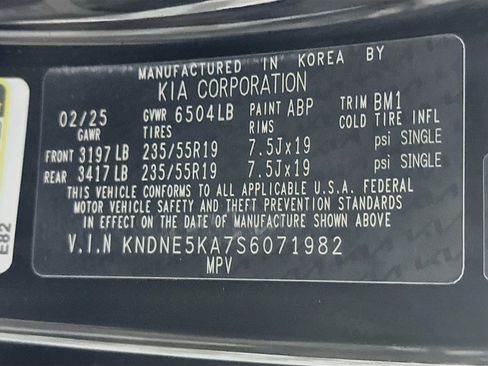 Used 2025 Kia Carnival SX Prestige FWD image 39