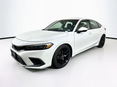 Used 2022 Honda Civic Sport Touring image 3