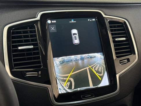 Certified 2023 Volvo XC90 B5 Plus AWD/4WD image 20