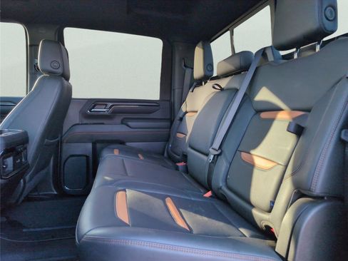 Used 2024 GMC Sierra 2500 AT4 w/ AT4 Premium Plus Package image 29