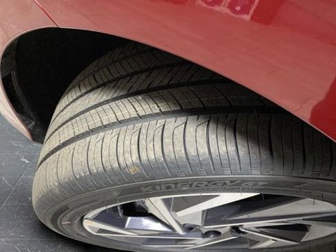 New 2026 Hyundai Elantra Limited image 34