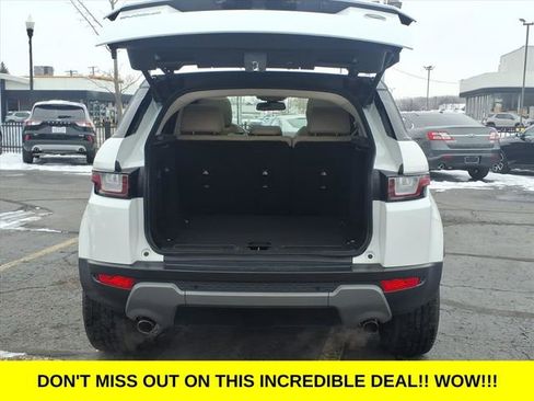 Used 2018 Land Rover Range Rover Evoque image 8