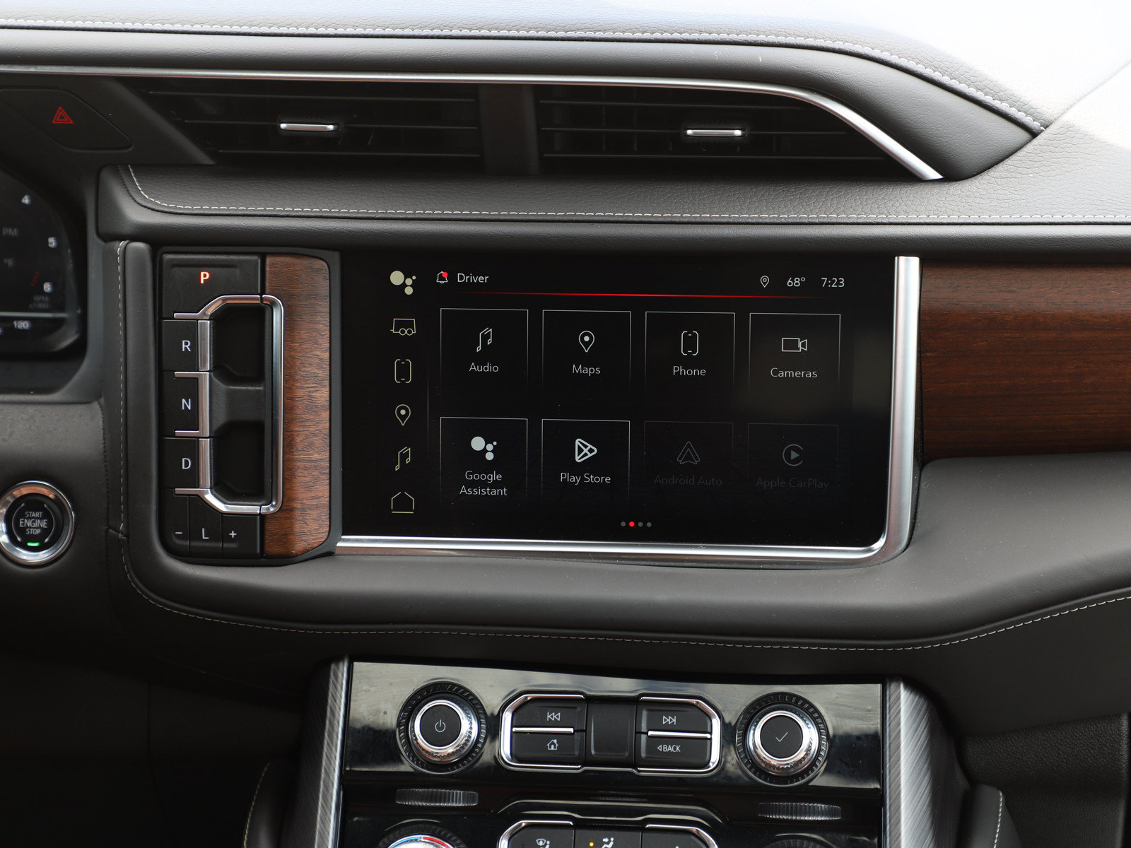Used 2023 GMC Yukon Denali Ultimate AWD/4WD image 15
