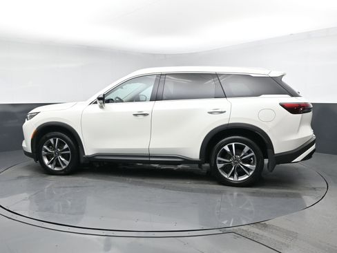 Used 2023 INFINITI QX60 Luxe w/ Cargo Package image 4