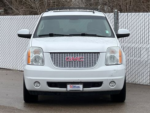 Used 2010 GMC Yukon SLT image 6