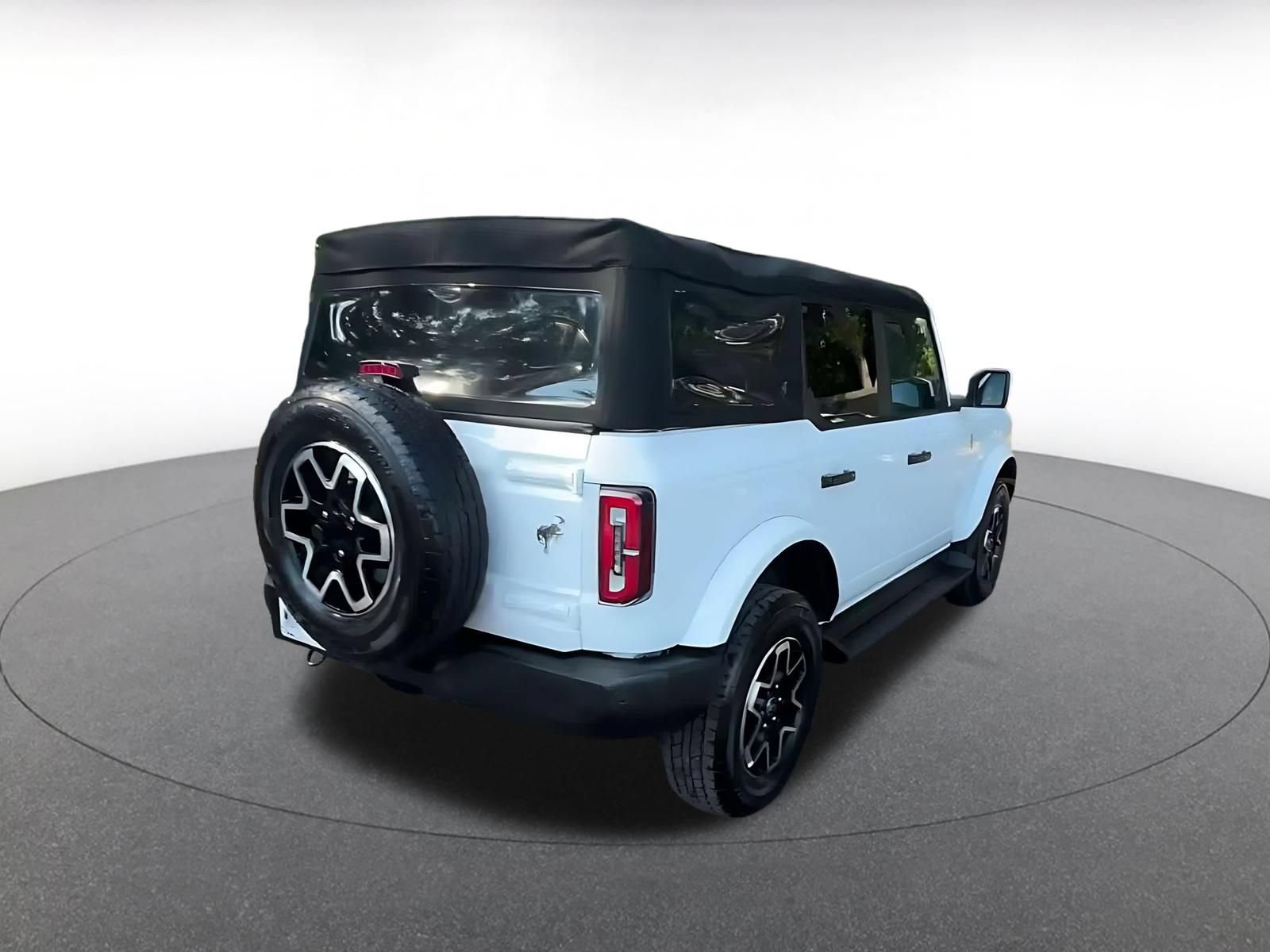 Used 2026 Ford Bronco Outer Banks AWD/4WD image 12