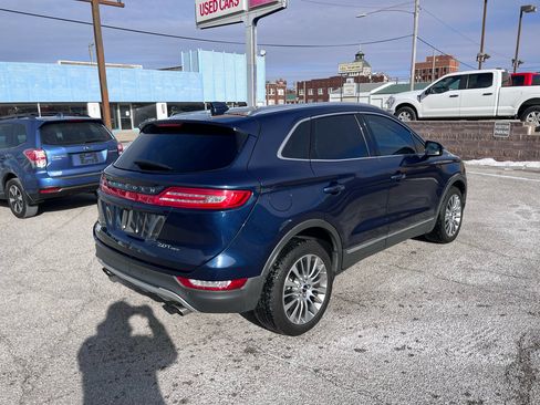 Used 2017 Lincoln MKC Reserve image 3