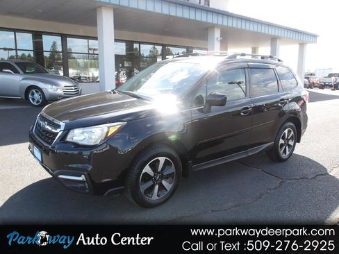 Used 2017 Subaru Forester 2.5i Premium AWD/4WD image 1
