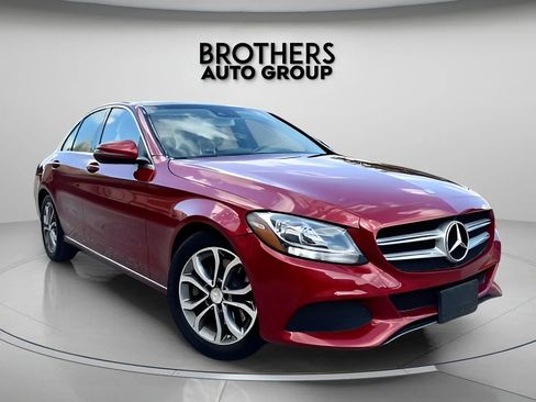 Used 2016 Mercedes-Benz C 300 Sedan w/ Surround View Package image 2
