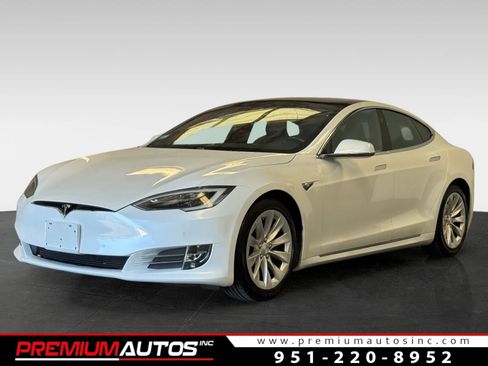 Used 2018 Tesla Model S 75D image 1