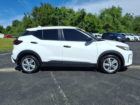 Used 2024 Nissan Kicks S FWD image 8
