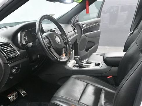 Used 2021 Jeep Grand Cherokee High Altitude AWD/4WD image 13