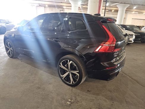 Certified 2024 Volvo XC60 T8 Ultimate w/ Protection Package Premier image 2