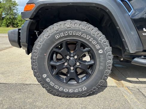 Used 2021 Jeep Wrangler Unlimited Sport AWD/4WD image 9