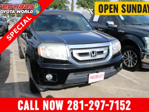 Used 2009 Honda Pilot Touring image 1
