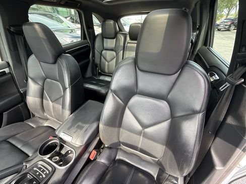 Used 2016 Porsche Cayenne S AWD/4WD image 14