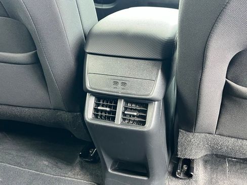 Used 2026 Chevrolet Equinox LT image 18