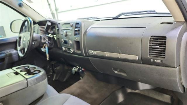 Used 2012 Chevrolet Silverado 1500 LT RWD image 20