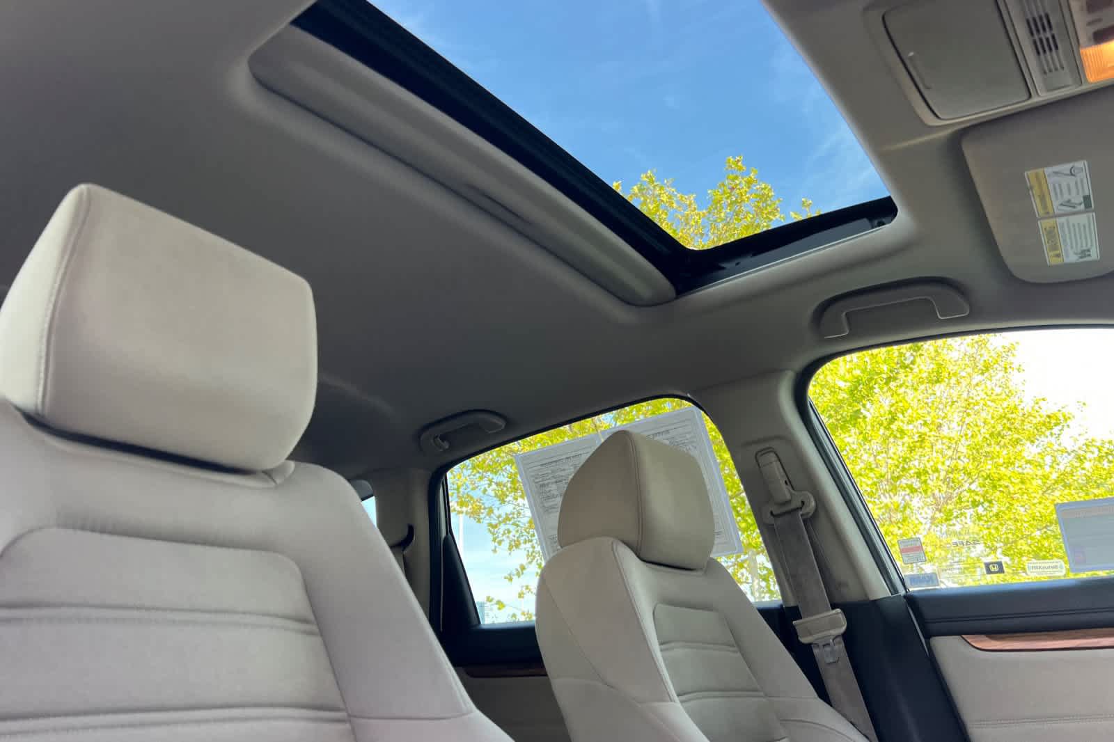 Used 2017 Honda CR-V EX image 18