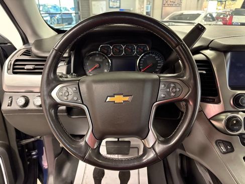 Used 2020 Chevrolet Tahoe LT w/ Luxury Package AWD/4WD image 14