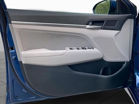 Used 2020 Hyundai Elantra Value Edition image 19