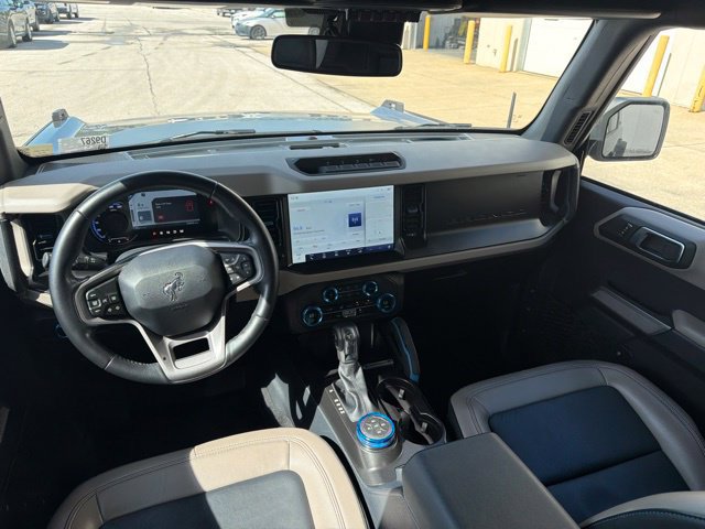 Used 2023 Ford Bronco Wildtrak AWD/4WD image 21