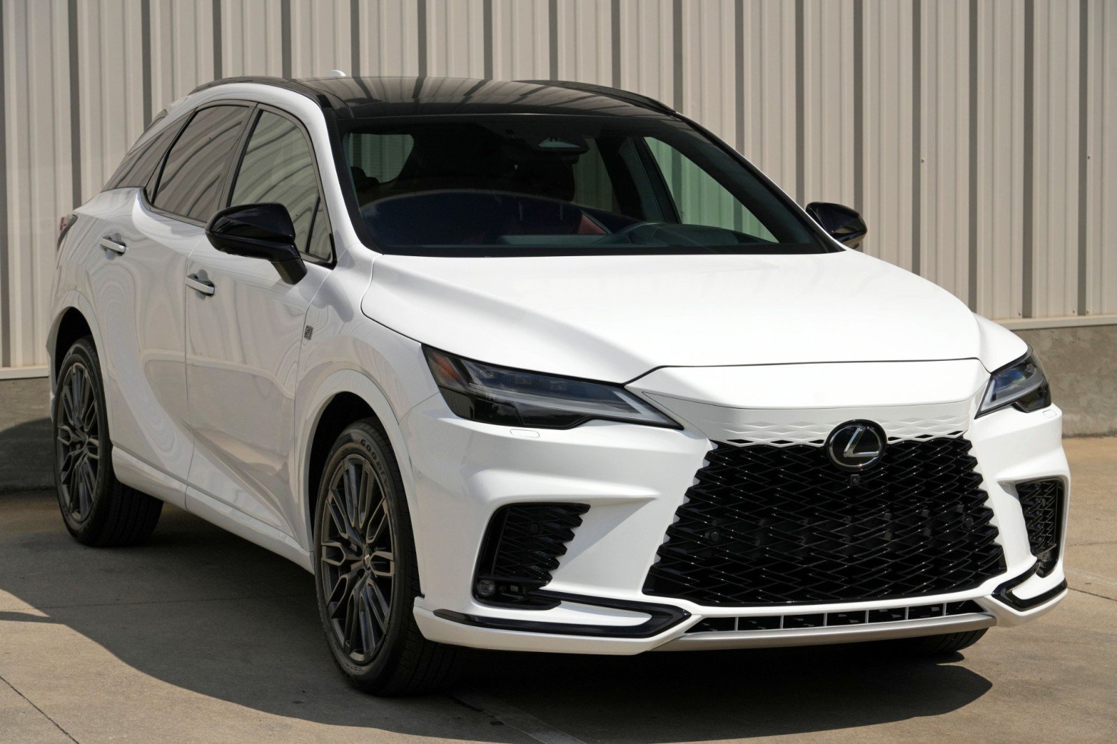 Used 2023 Lexus RX 500h F Sport AWD/4WD image 57
