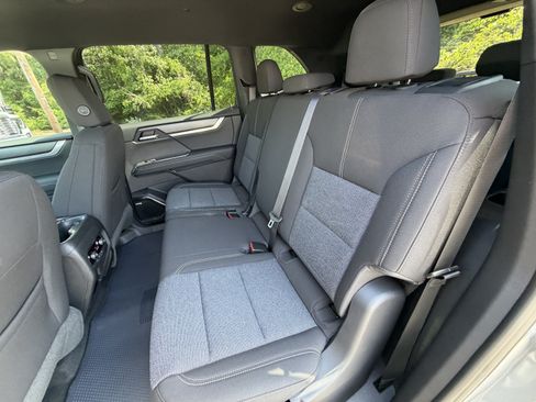 New 2026 GMC Acadia Elevation FWD image 13