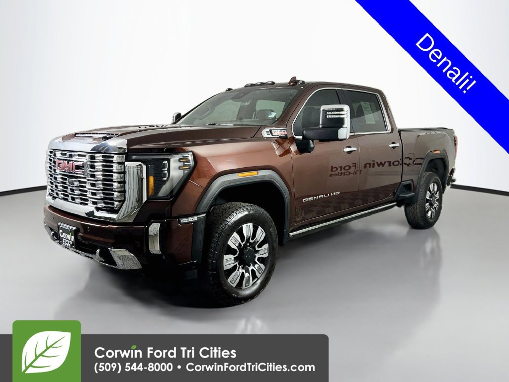 Used 2024 GMC Sierra 2500 Denali w/ Technology Package AWD/4WD image 4